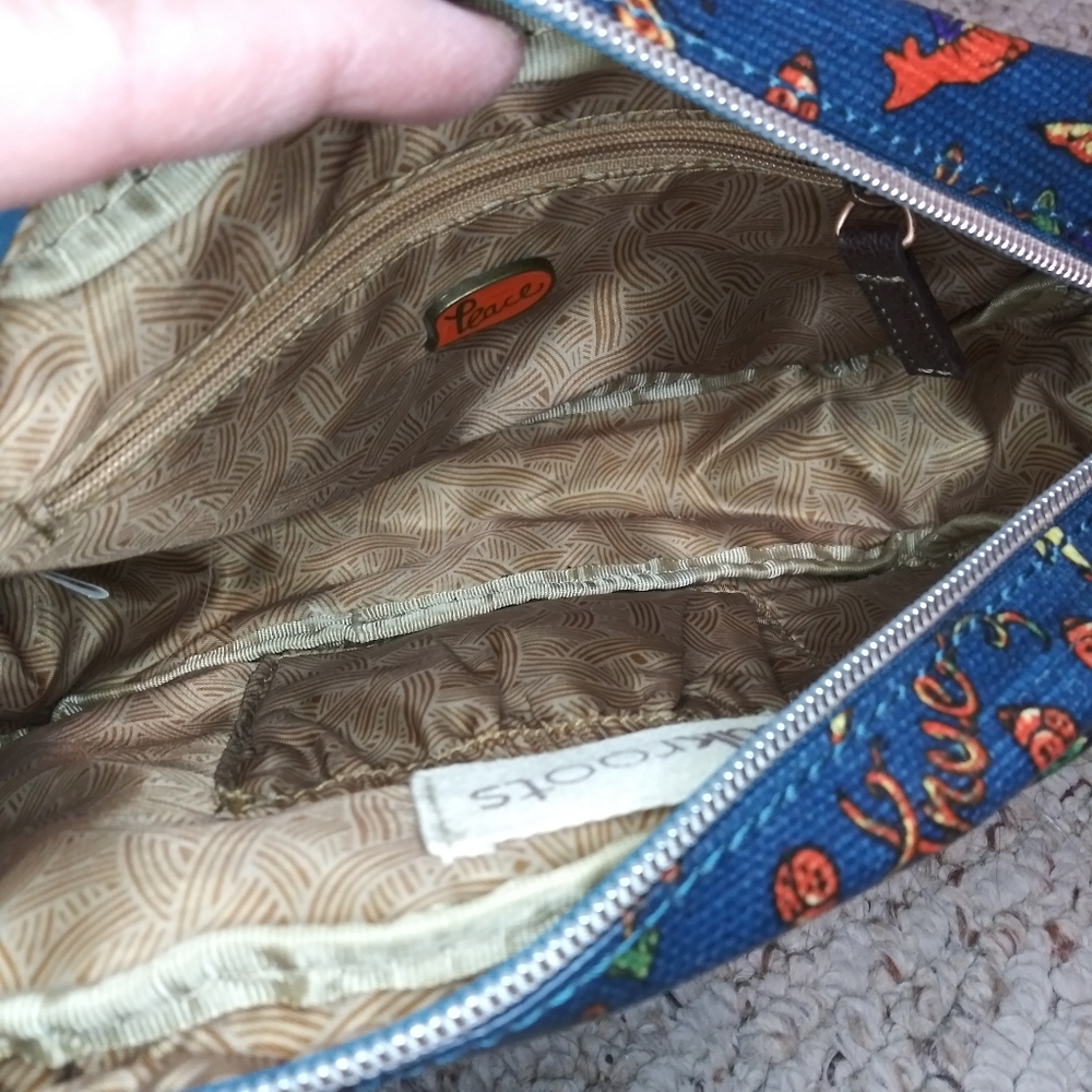 Sakroots "Love Love" Boho Multi Blue & Orange Floral, Zip Top Make-up Case - Picture 5 of 8